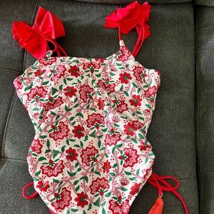 One piece swimming suit